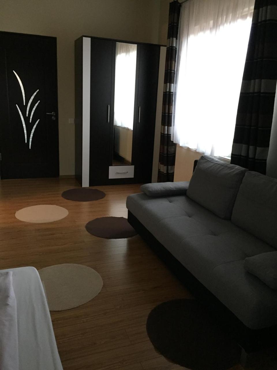 אווריג Casa Florea חדר תמונה